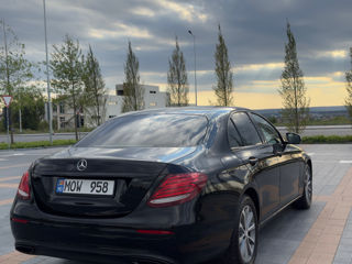 Mercedes E-Class foto 3