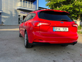 Ford Focus фото 4