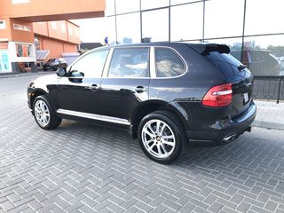 Porsche Cayenne foto 9