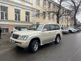 Lexus LX Series