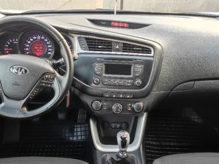 KIA Ceed foto 8