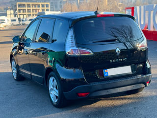 Renault Scenic foto 8