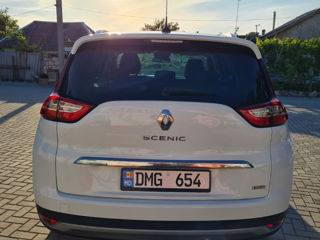 Renault Grand Scenic фото 7