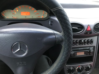 Mercedes A-Class foto 8