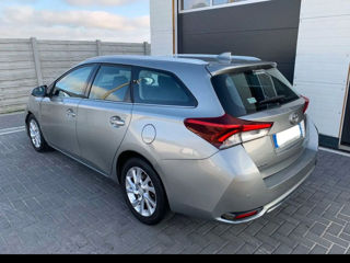 Toyota Auris foto 3