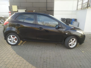 Mazda 2 foto 6