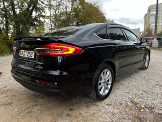 Ford Fusion foto 4