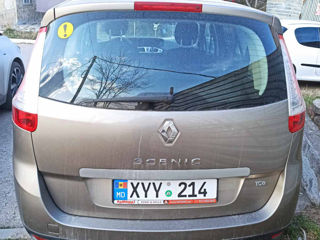 Renault Grand Scenic foto 2