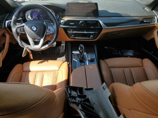 BMW 5 Series foto 8