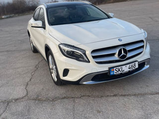 Mercedes GLA foto 2