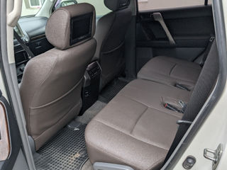 Toyota Land Cruiser Prado foto 6