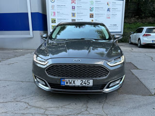 Ford Mondeo foto 1