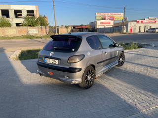 Peugeot 206 foto 3