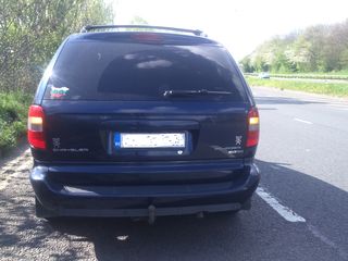 Chrysler Voyager foto 2