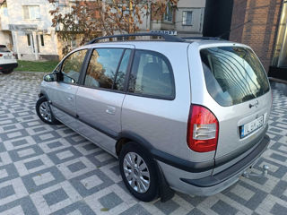 Opel Zafira foto 5