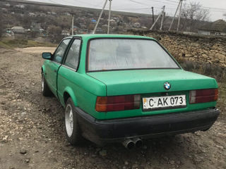 BMW 3 Series foto 3