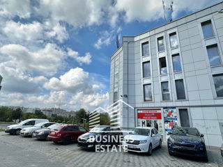 Chirie! 300 m2! Centru, bd. Dacia! Oficii! Parking! Prima linie! foto 10