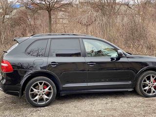 Porsche Cayenne foto 2