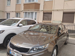 KIA Optima foto 1