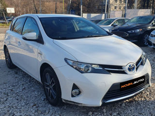 Toyota Auris foto 2