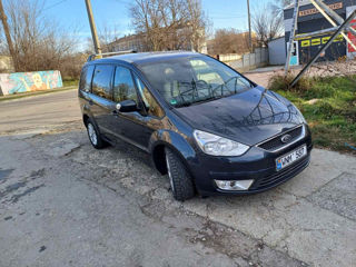 Ford Galaxy foto 2