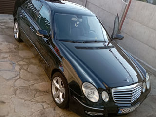 Mercedes E-Class foto 6