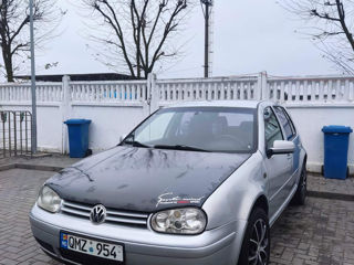 Volkswagen Golf foto 1