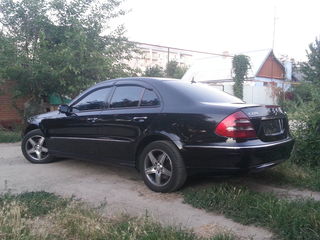 Mercedes E Class foto 3