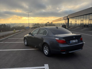 BMW 5 Series foto 3