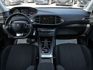 Peugeot 308 foto 6