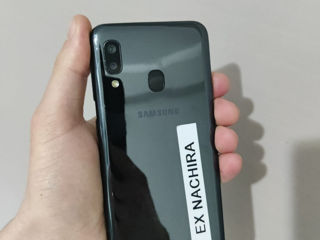 Samsung A20e !!! foto 2