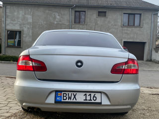 Skoda Superb foto 4