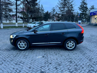 Volvo XC60 foto 3