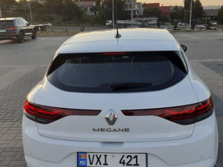 Renault Megane foto 2