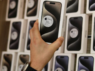 iPhone 15Pro 128Gb Magazin Garanție 24Luni (/128GB/256GB/512GB/1TB) Disponibile Toate Culorile. foto 3