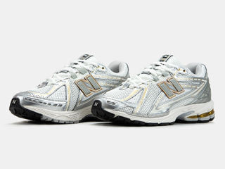 New Balance 1906R Silver/Gold Unisex foto 3