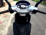 Aprilia SR 150 foto 6