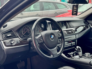 BMW 5 Series foto 10