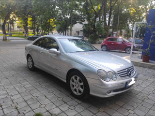 Mercedes CLK-Class foto 2