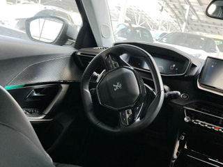 Peugeot 2008 foto 6