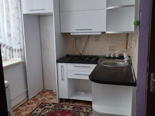 Apartament cu 2 camere, 38 m², Centru, Florești foto 8