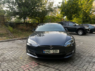 Tesla Model S foto 3