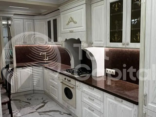 Apartament cu 2 camere, 71 m², Botanica, Chișinău foto 4