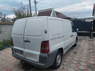 Mercedes Vito foto 2