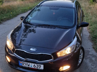 KIA Ceed foto 2