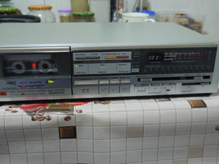 Продам кассетную деку Technics  RS-B78-R производства Япония с реверсом, состояние почти идеальное