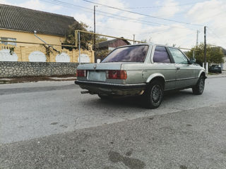 BMW 3 Series foto 4