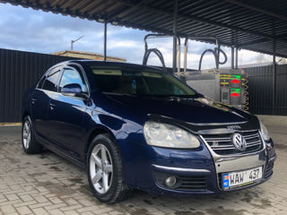 Volkswagen Jetta foto 4