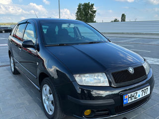 Skoda Fabia foto 2