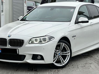 BMW 5 Series foto 2